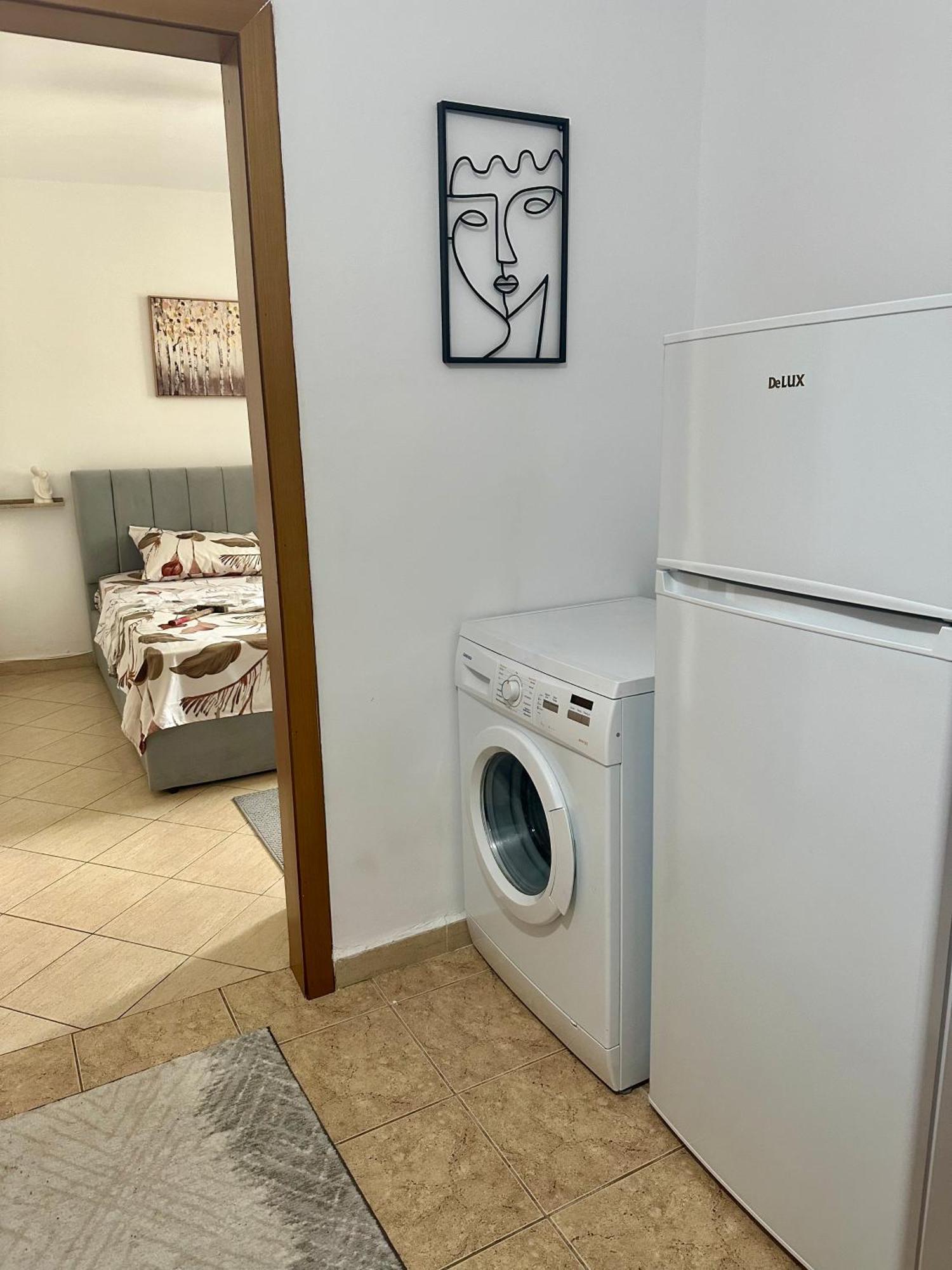 Krid Tirana Studio Flat Ngoại thất bức ảnh